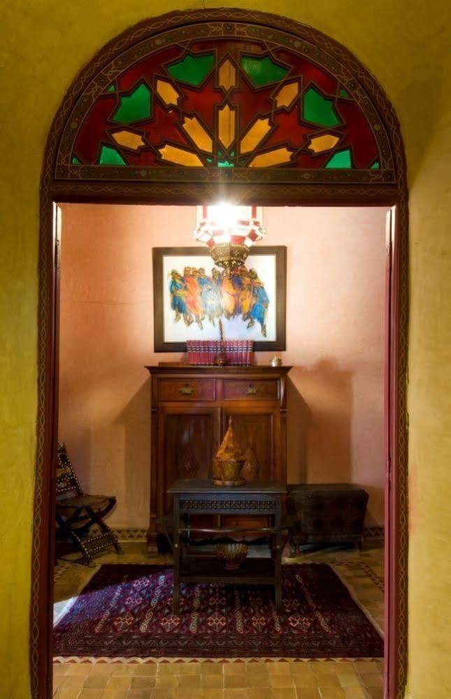 Ravel Riad 4*